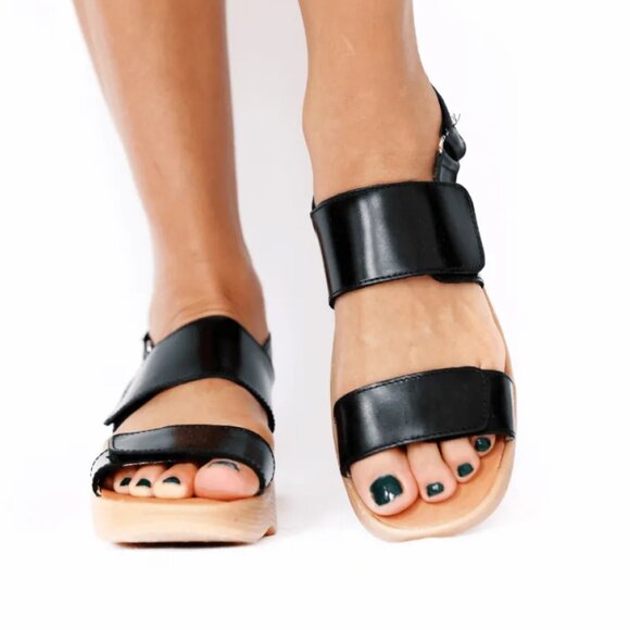 Famolare Bands of Time Coal Leather Black Women's Sandals - Picture 3 of 8